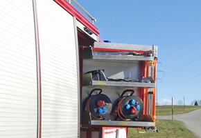 Leitungsroller-Kabeltrommel-Ausstattung-Feuerwehrauto.jpg