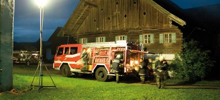 Beleuchtung-Großflaechenbeleuchtung-Feuerwehr-Einsatz-636764108487806120.jpg